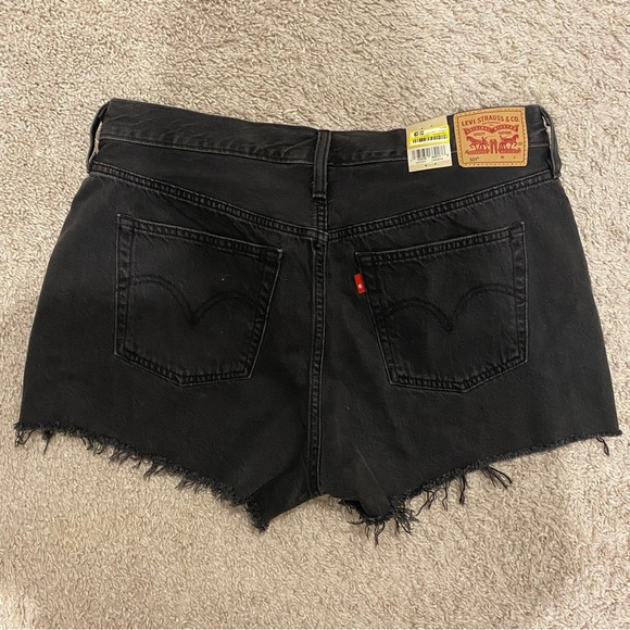Levi’s 501 Cutoffs- Black- W33 - Picture 2 of 11